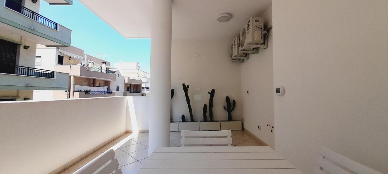 شقة Residenza D'Angio غالّيبولي المظهر الخارجي الصورة